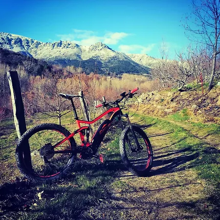 El Arrecorzo By #cherrygredos Apartamento El Arenal (Castile and Leon)